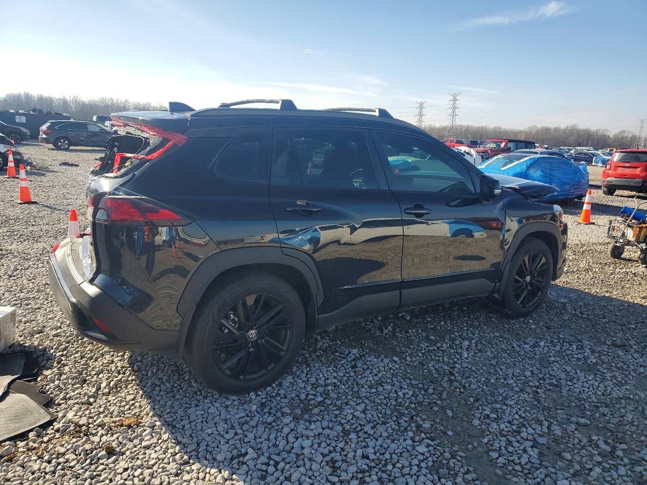 2024 TOYOTA COROLLA CROSS NIGHT SHADE photo 3