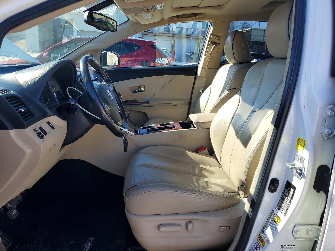 2010 TOYOTA VENZA photo 13