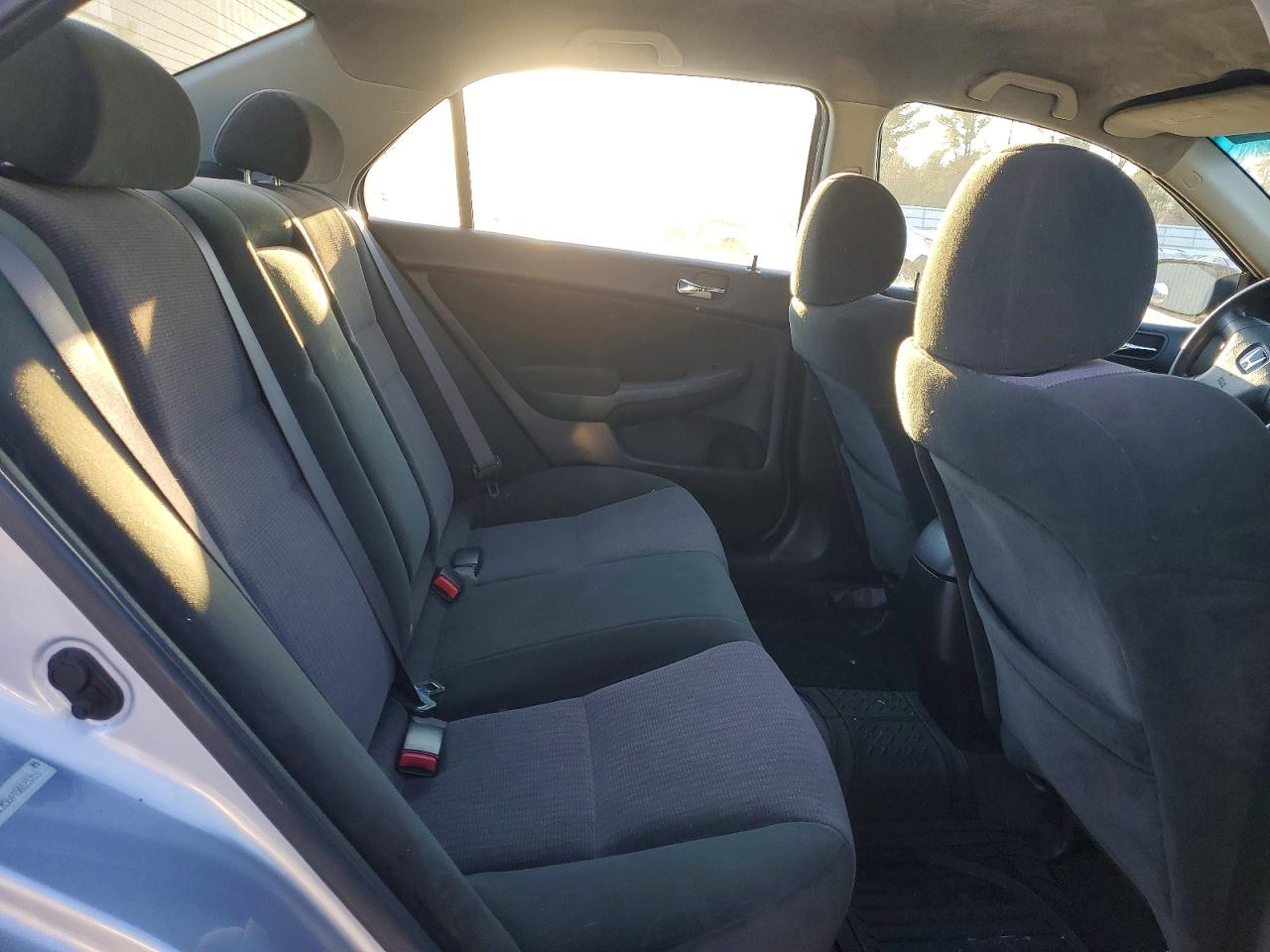 2005 HONDA ACCORD LX photo 10