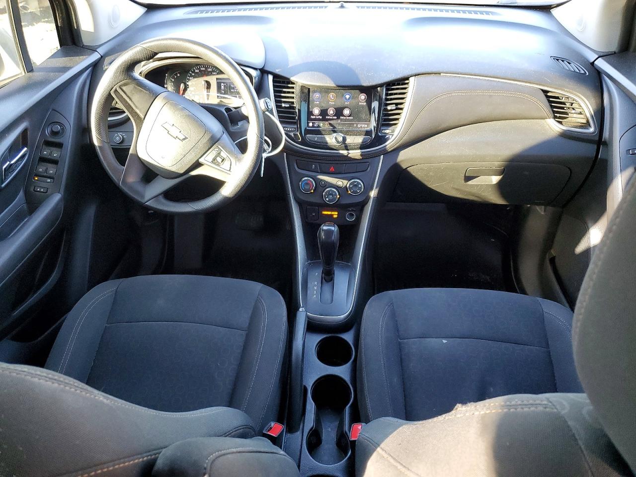 2020 CHEVROLET TRAX LS photo 8