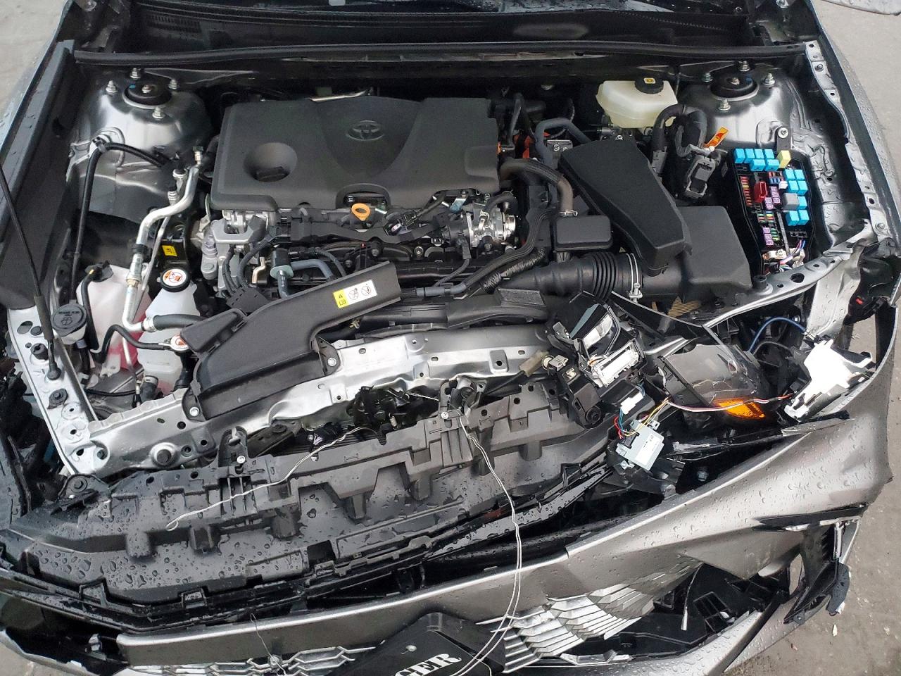 2025 TOYOTA CAMRY XSE photo 11