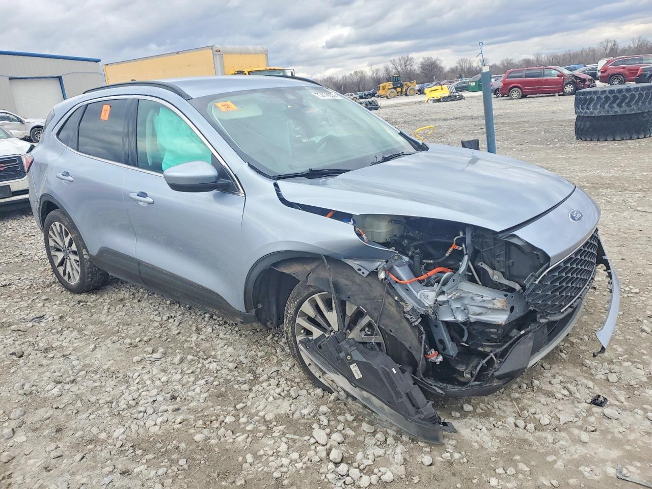 2022 FORD ESCAPE TITANIUM photo 4