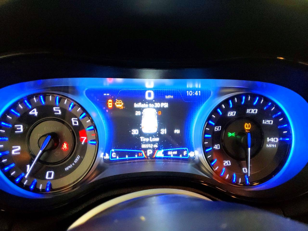2019 CHRYSLER 300 S photo 9