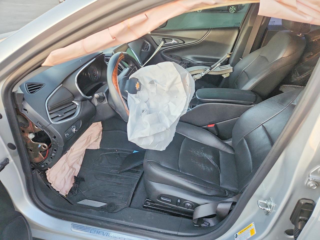 2020 CHEVROLET MALIBU PREMIER photo 7