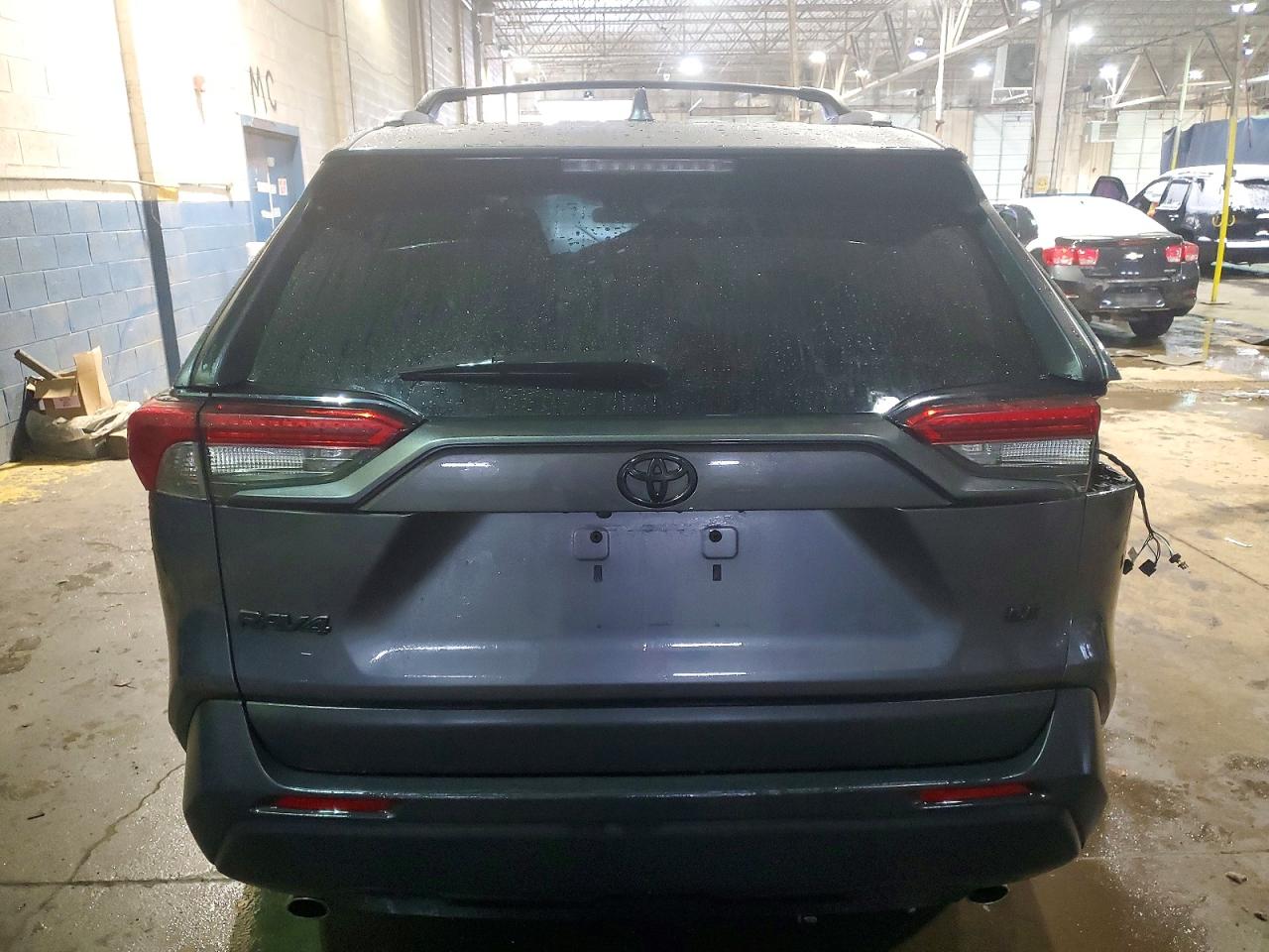 2019 TOYOTA RAV4 LE photo 6