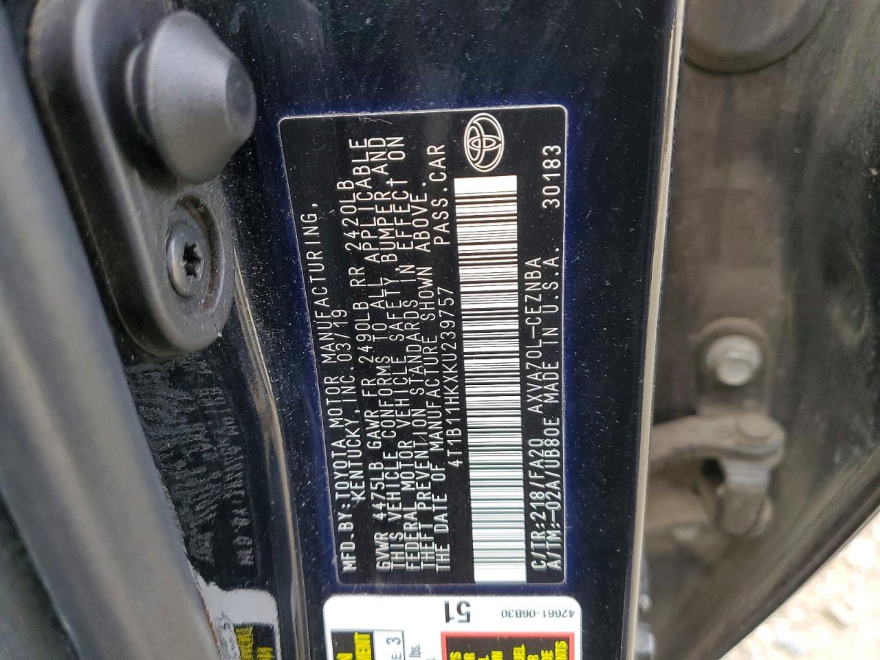 2019 TOYOTA CAMRY L photo 37