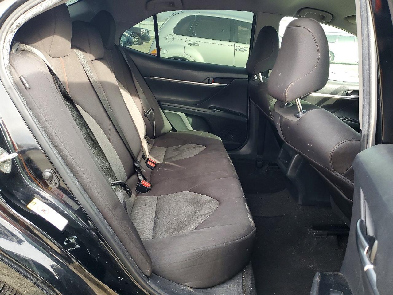 2019 TOYOTA CAMRY L photo 28