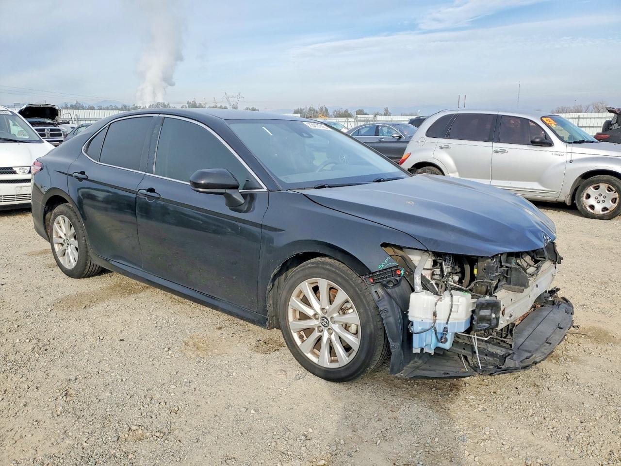 2019 TOYOTA CAMRY L photo 10