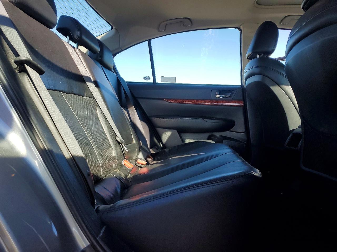 2011 SUBARU LEGACY 2.5I LIMITED photo 10