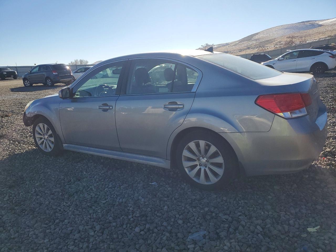 2011 SUBARU LEGACY 2.5I LIMITED photo 2