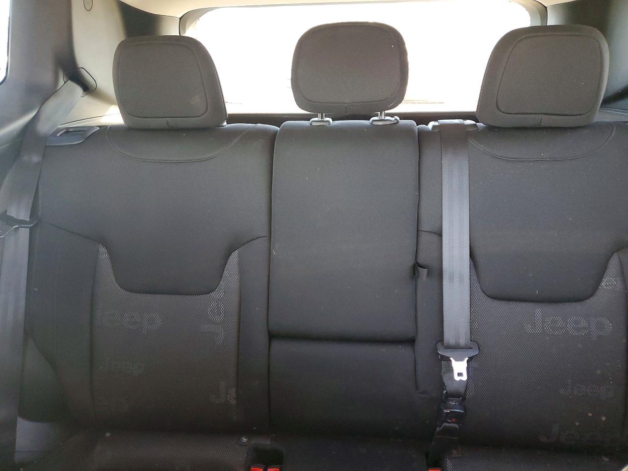 2015 JEEP RENEGADE LATITUDE photo 19