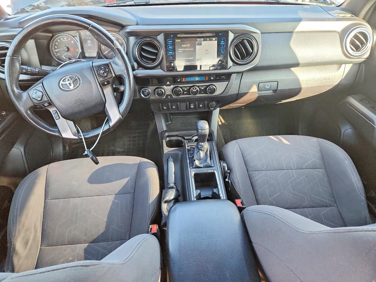 2017 TOYOTA TACOMA SR5 V6 photo 22