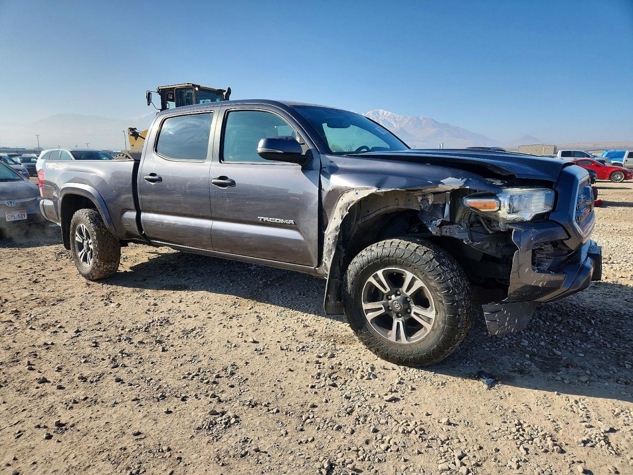 2017 TOYOTA TACOMA SR5 V6 photo 10
