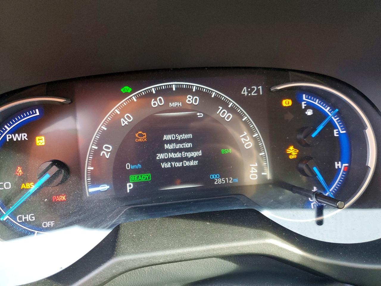 2024 TOYOTA RAV4 XLE photo 9