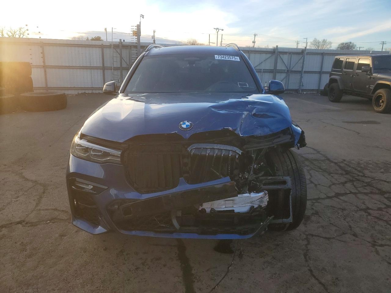 2022 BMW X7 XDRIVE40I photo 5