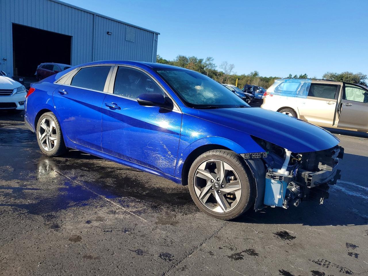 2022 HYUNDAI ELANTRA SEL photo 4