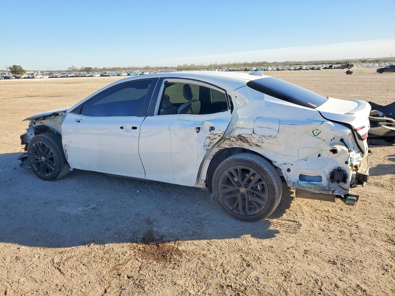 2025 TOYOTA CAMRY SE photo 2
