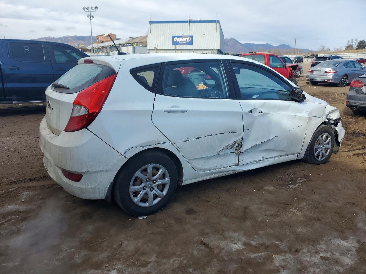 2014 HYUNDAI ACCENT GLS photo 5