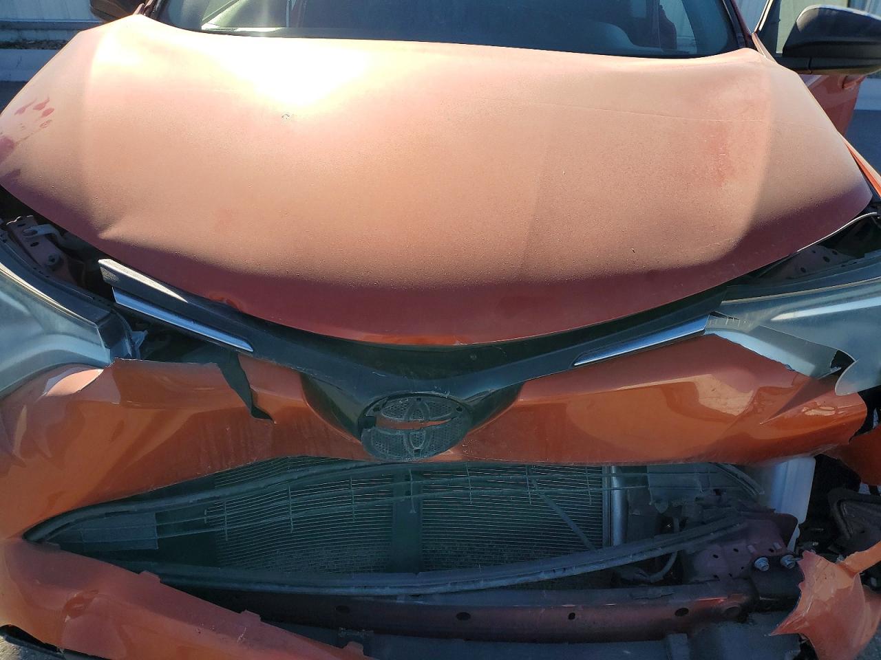 2016 TOYOTA RAV4 LE photo 11