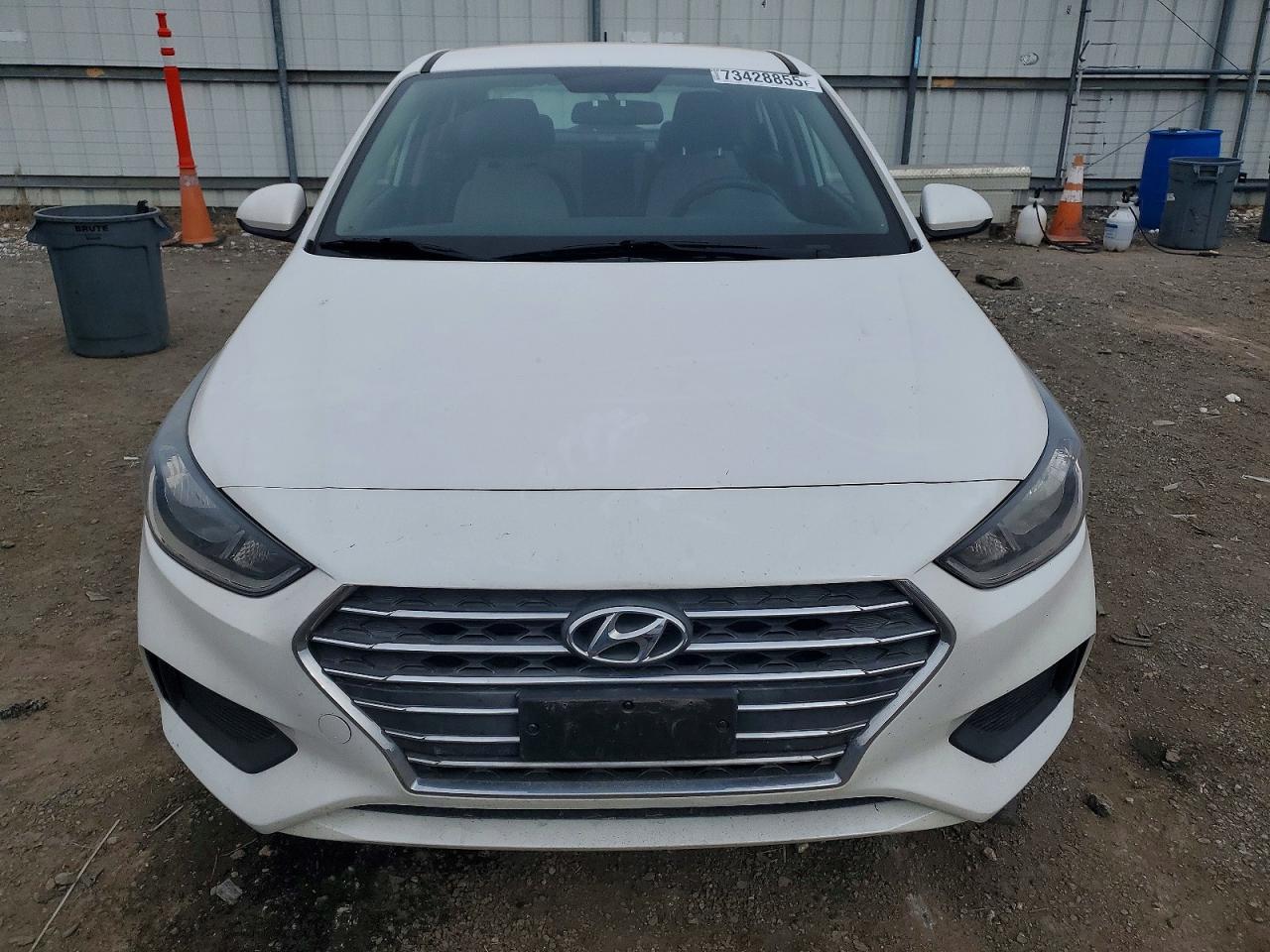 2019 HYUNDAI ACCENT SE photo 9