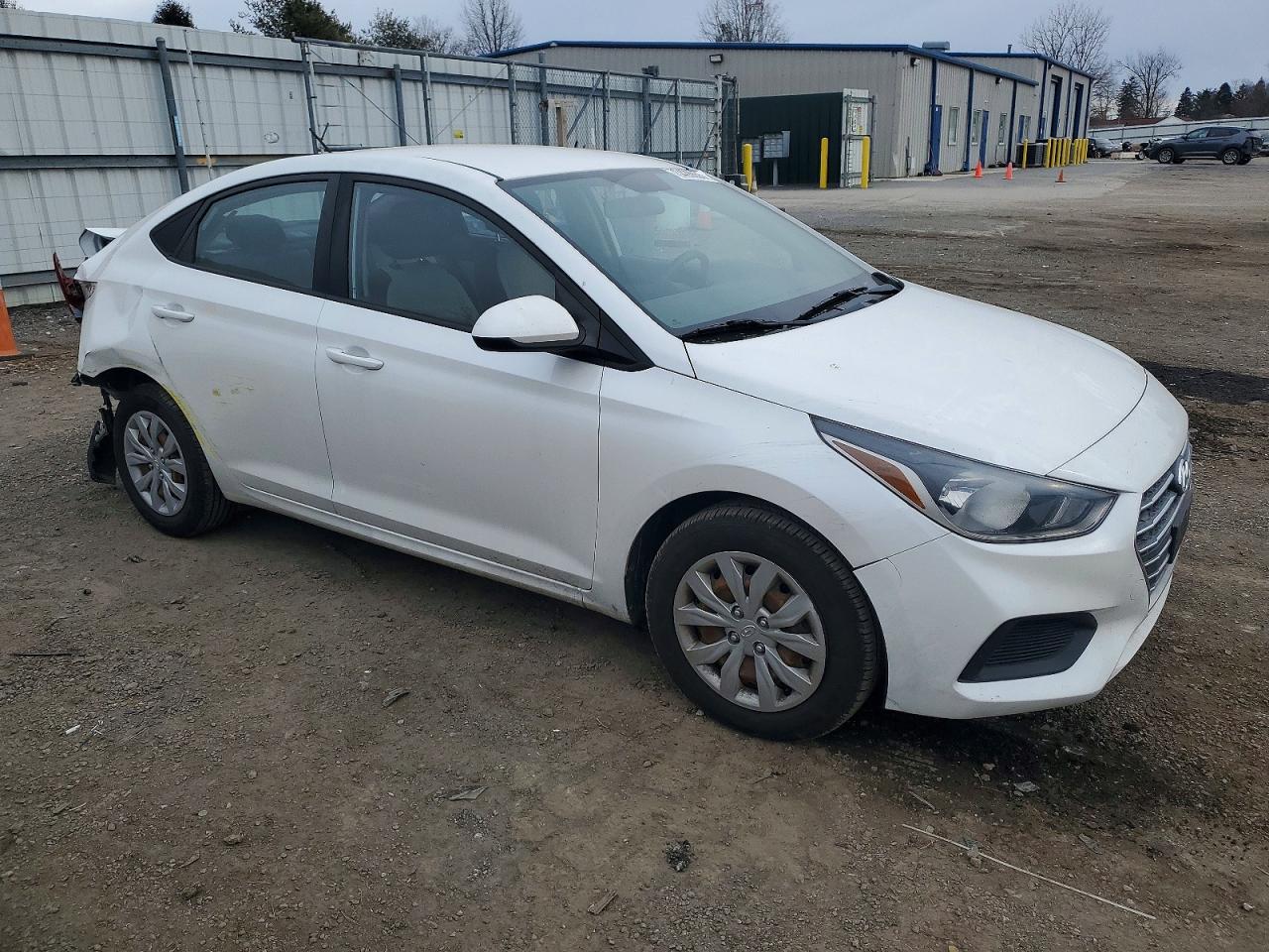 2019 HYUNDAI ACCENT SE photo 7
