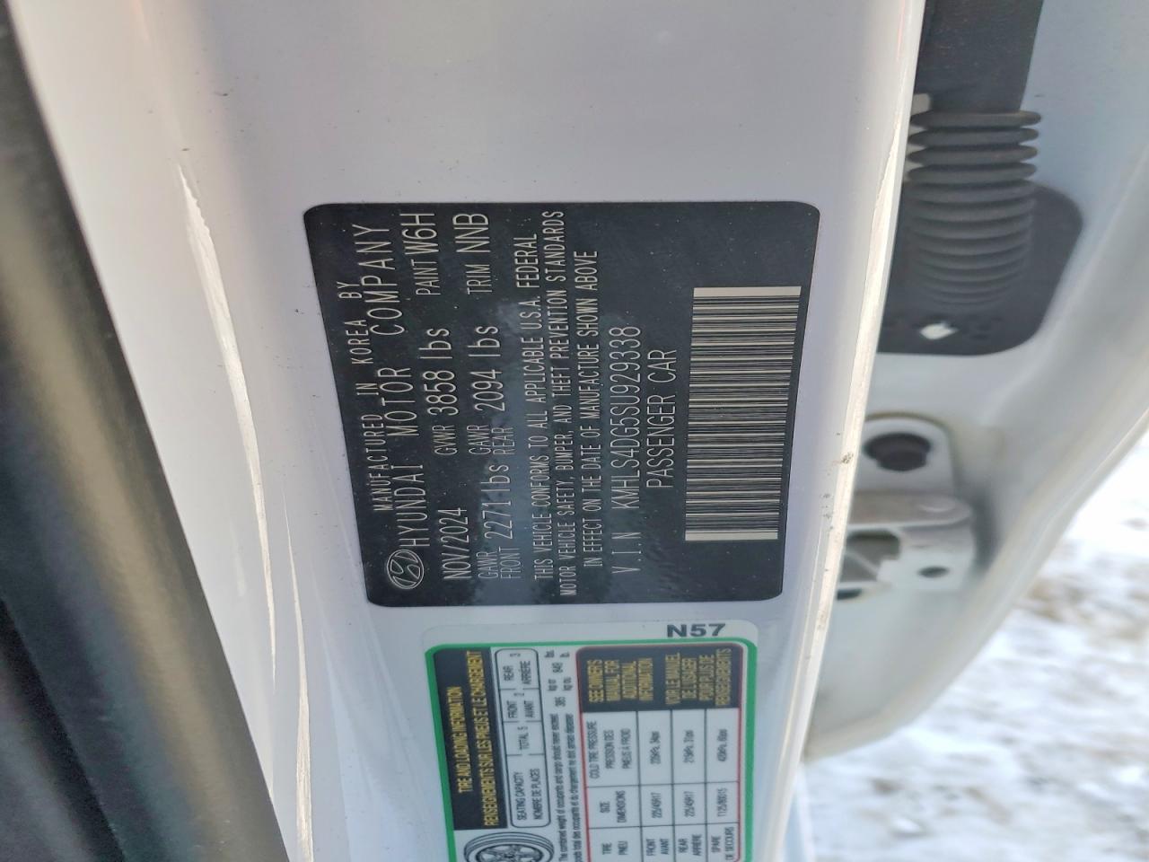 2025 HYUNDAI ELANTRA SEL CONVENIENCE photo 25