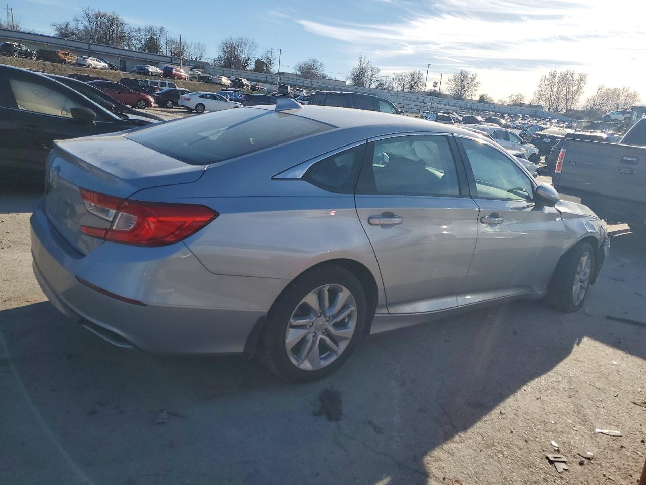 2020 HONDA ACCORD LX photo 3