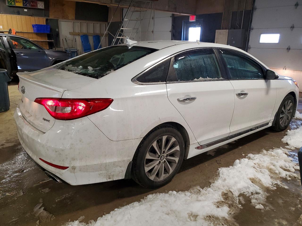2017 HYUNDAI SONATA SPORT photo 3