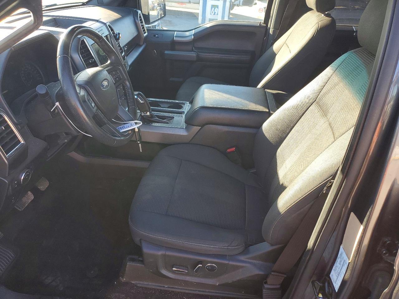2016 FORD F150 SUPERCREW photo 11