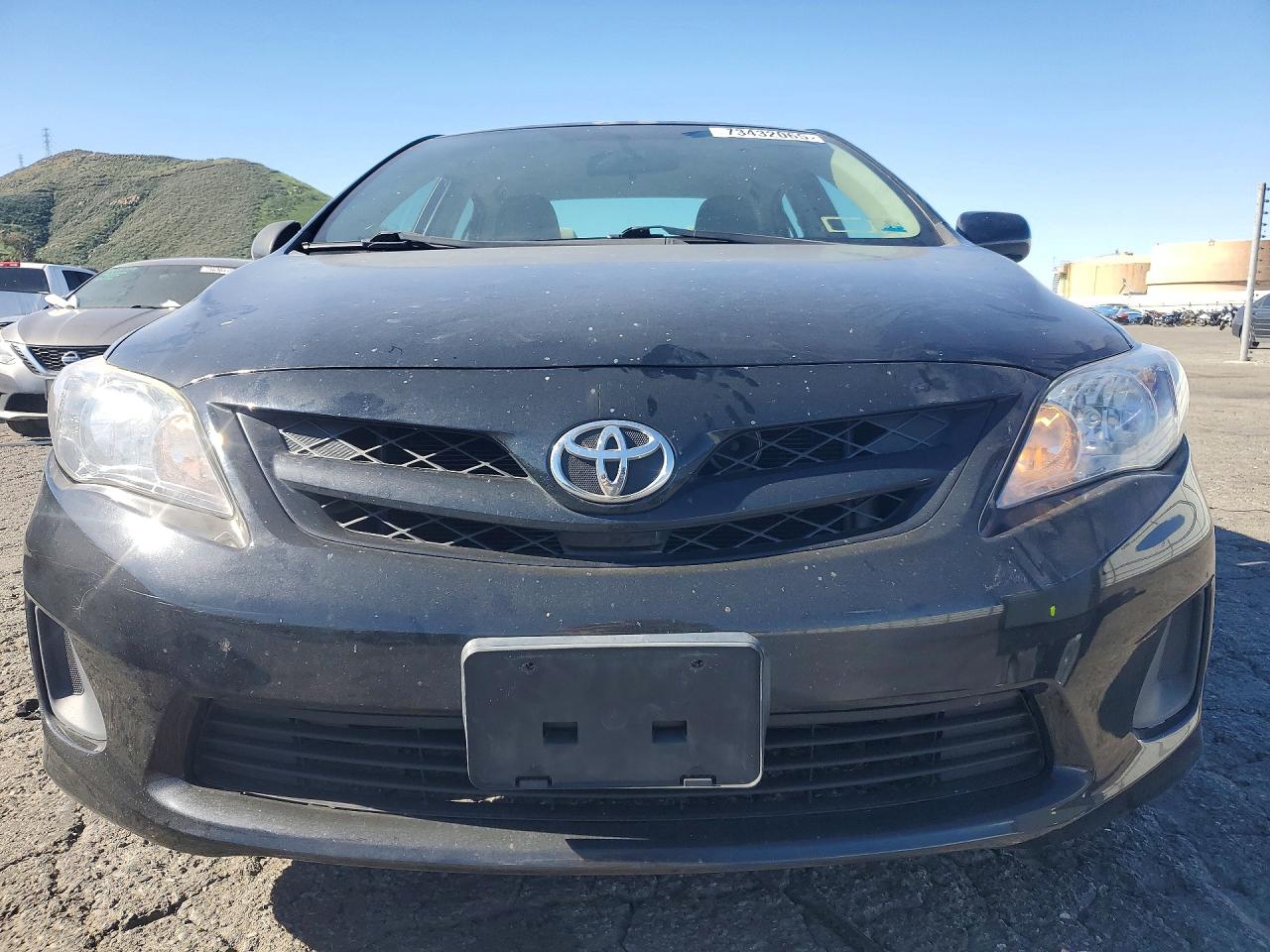 2011 TOYOTA COROLLA BASE photo 13