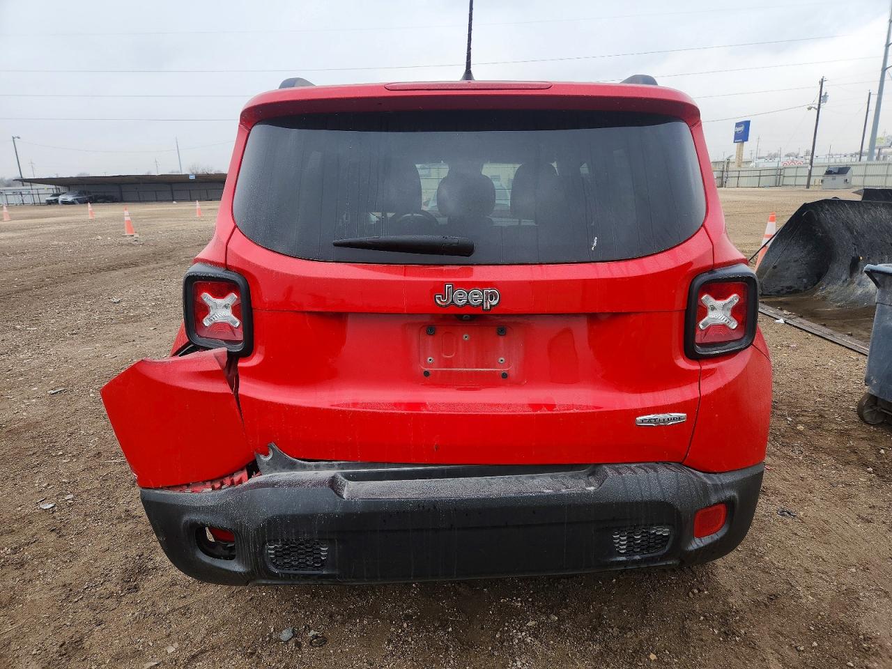 2017 JEEP RENEGADE LATITUDE photo 6