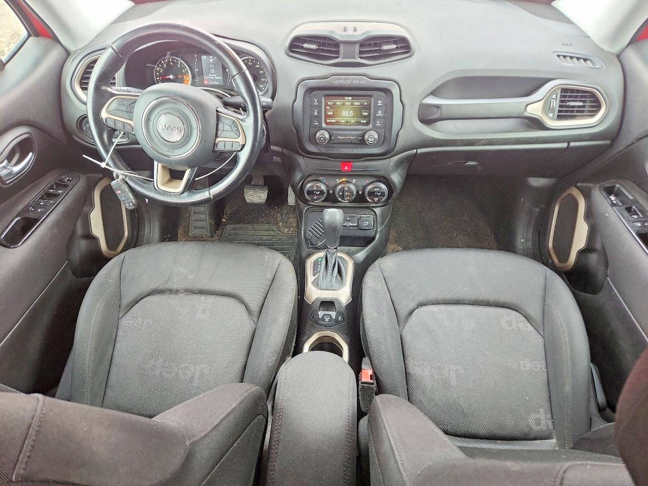 2017 JEEP RENEGADE LATITUDE photo 8