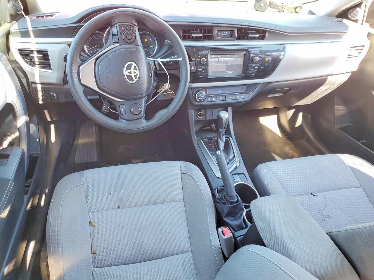 2016 TOYOTA COROLLA L photo 15