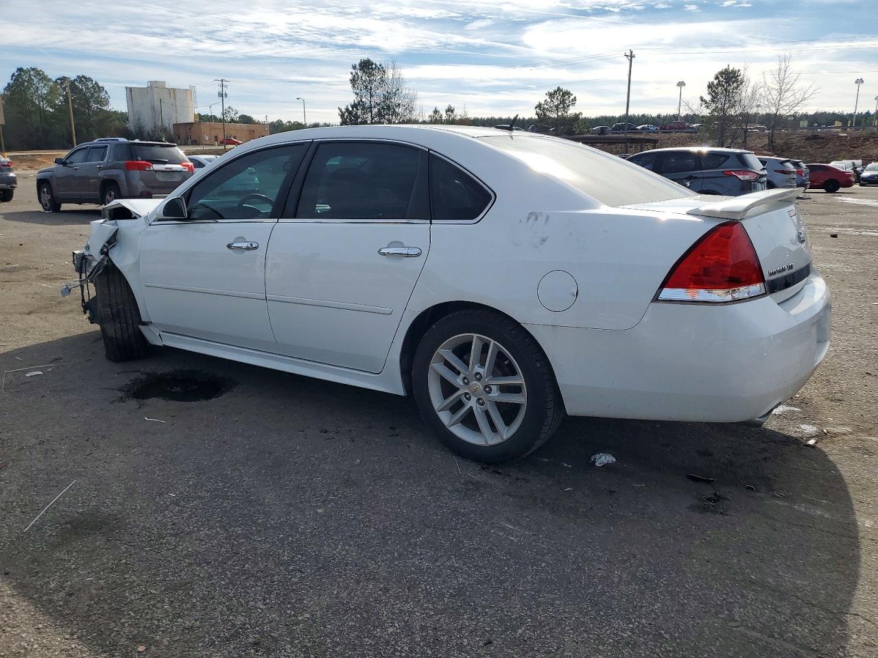 2010 CHEVROLET IMPALA LTZ photo 3