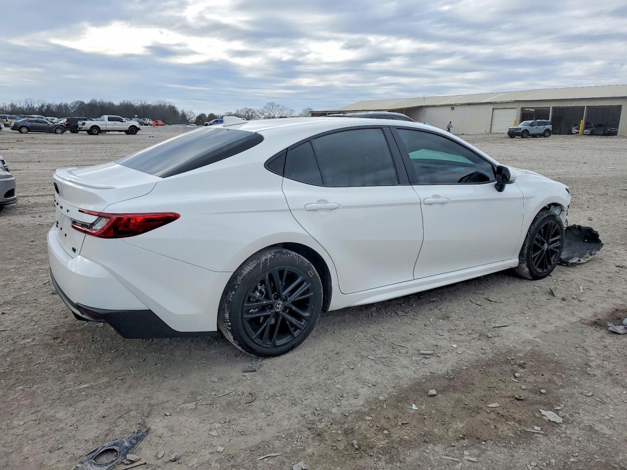 2025 TOYOTA CAMRY XSE photo 3