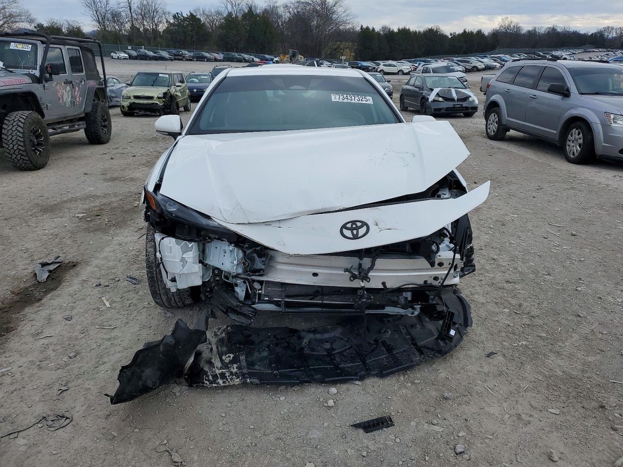 2025 TOYOTA CAMRY XSE photo 5