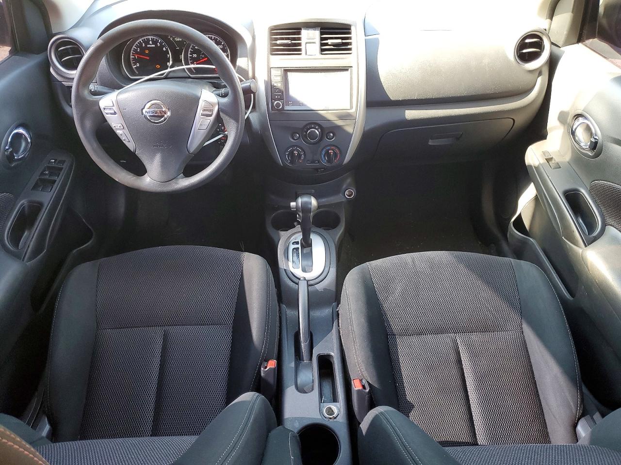 2019 NISSAN VERSA S photo 22
