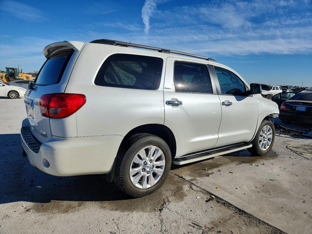 2016 TOYOTA SEQUOIA PLATINUM photo 3
