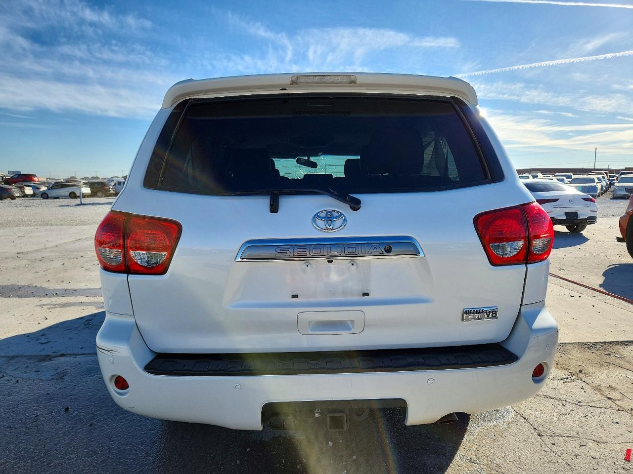 2016 TOYOTA SEQUOIA PLATINUM photo 6