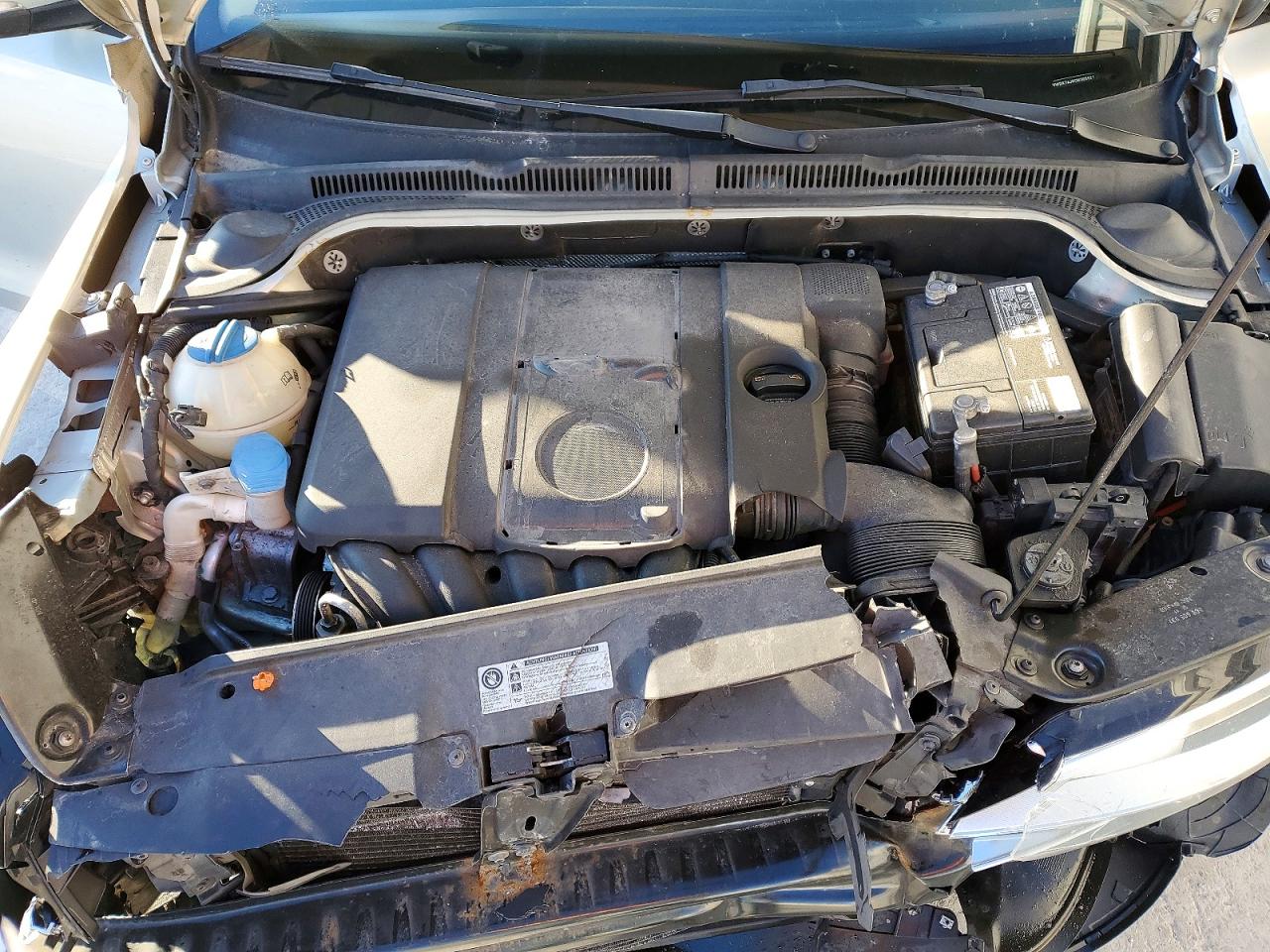 2012 VOLKSWAGEN JETTA SE photo 21