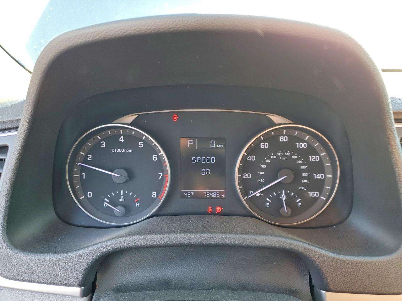 2017 HYUNDAI ELANTRA SE photo 9