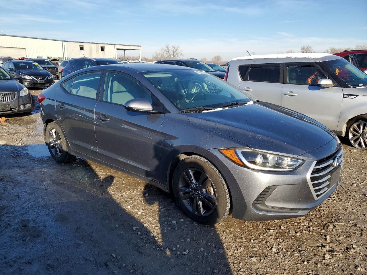 2017 HYUNDAI ELANTRA SE photo 4