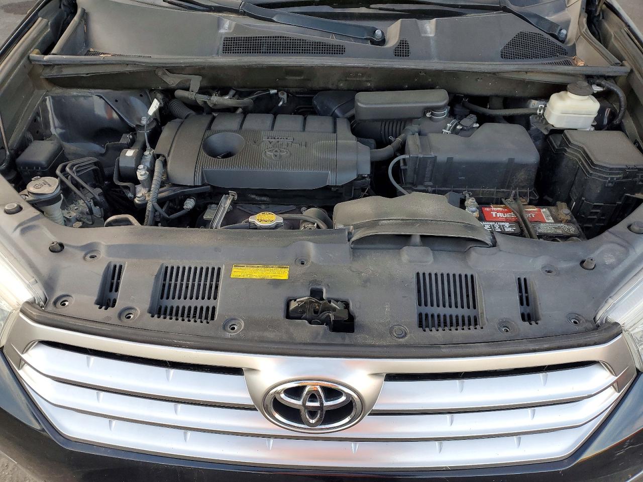 2012 TOYOTA HIGHLANDER BASE photo 23
