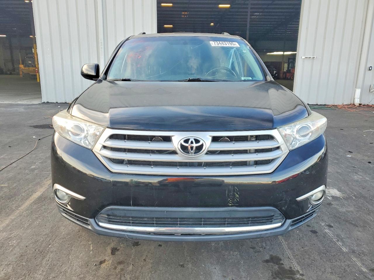 2012 TOYOTA HIGHLANDER BASE photo 9