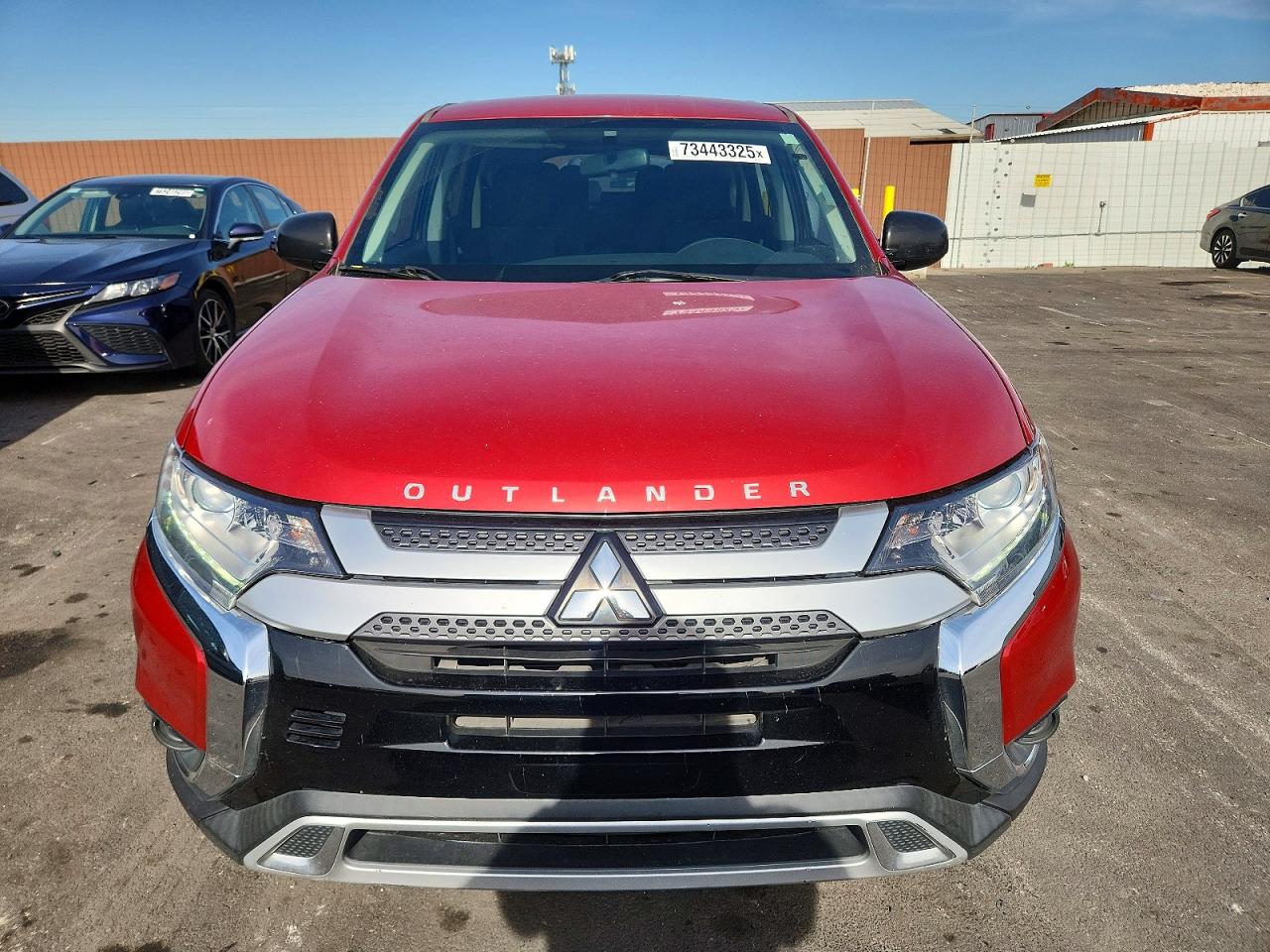 2019 MITSUBISHI OUTLANDER ES photo 5