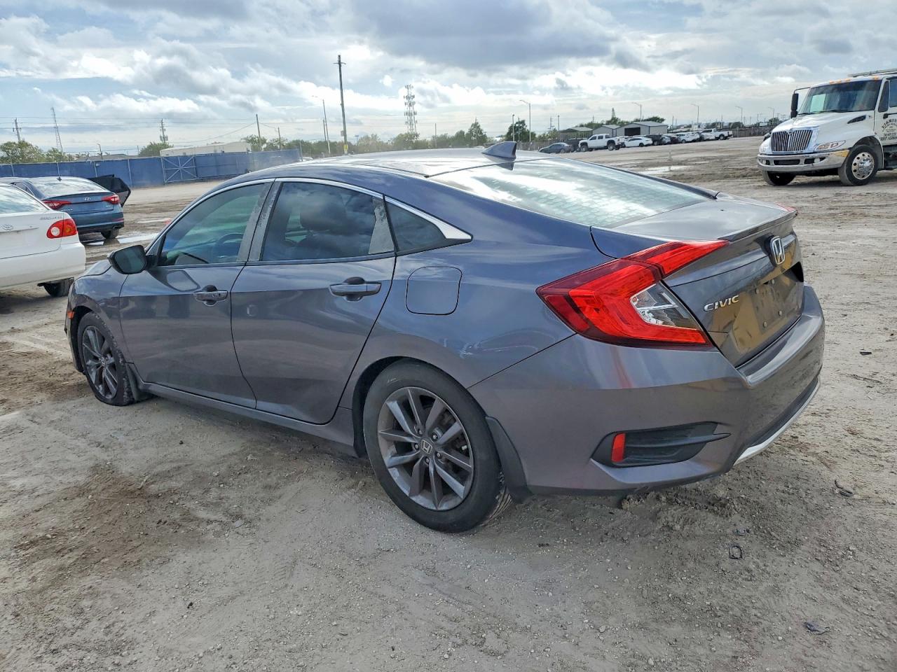 2020 HONDA CIVIC EX photo 4