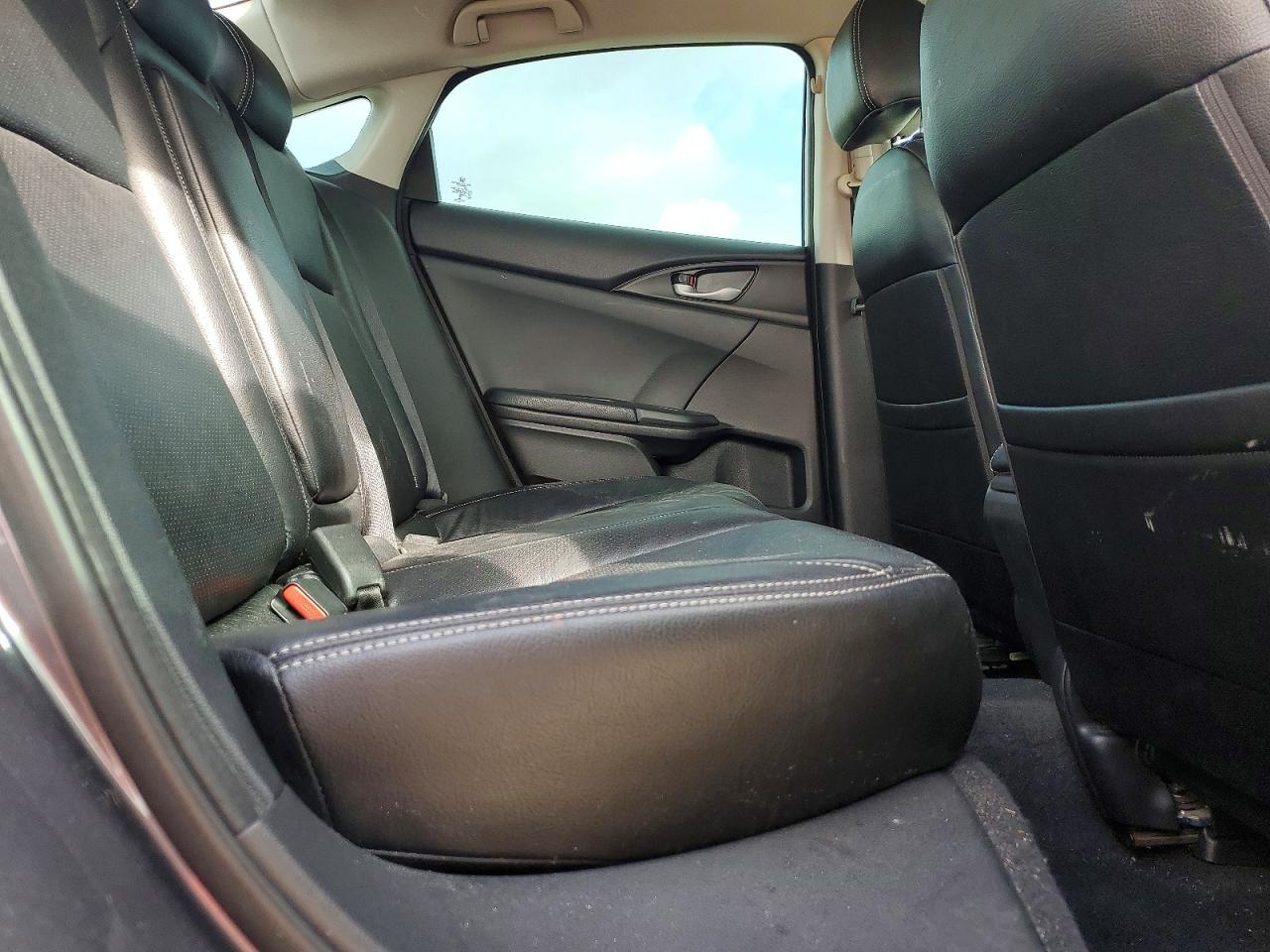 2020 HONDA CIVIC EX photo 28