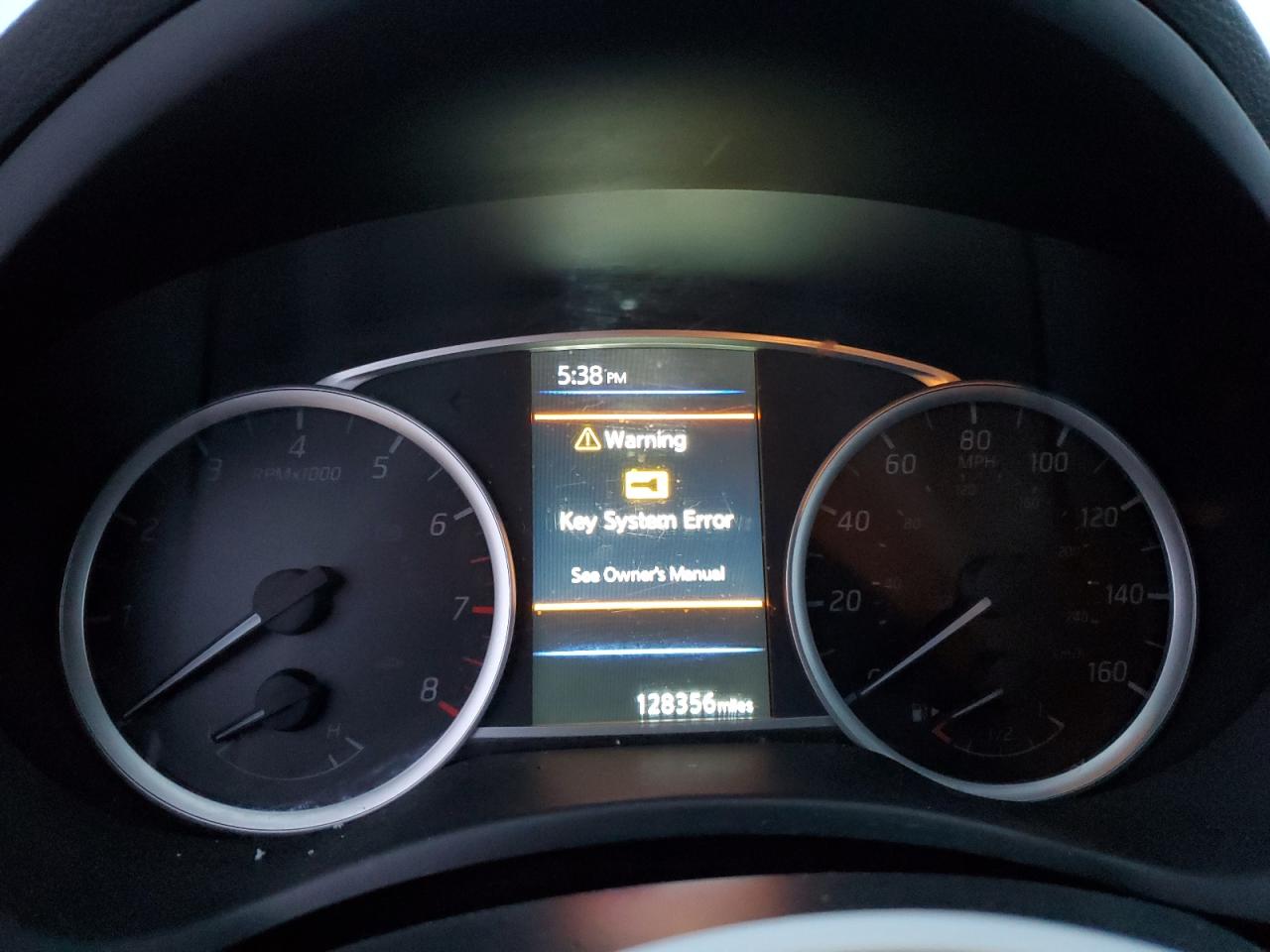 2019 NISSAN SENTRA S photo 9