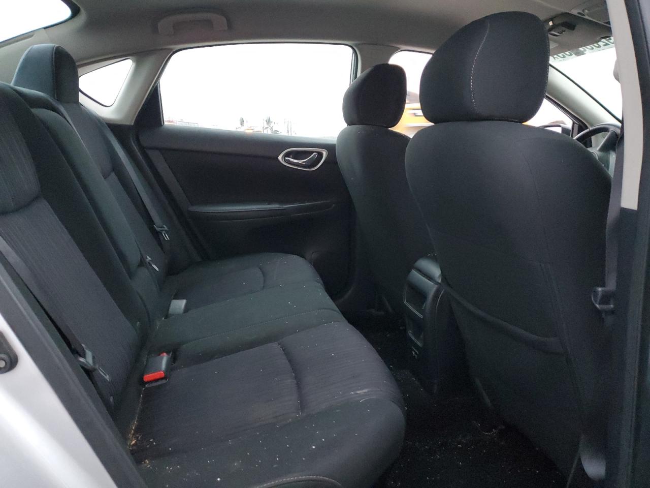 2019 NISSAN SENTRA S photo 10