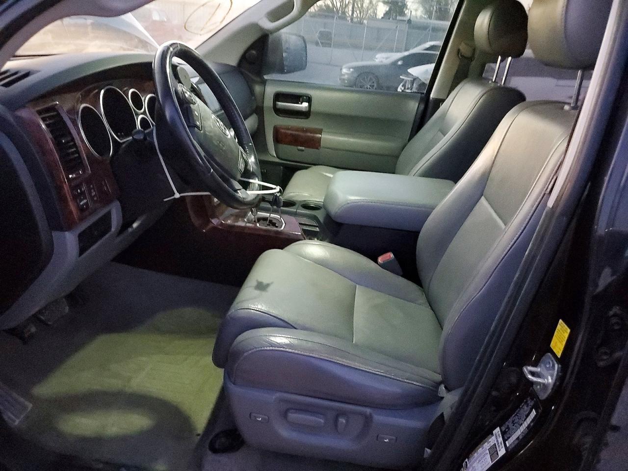 2010 TOYOTA SEQUOIA LIMITED photo 13